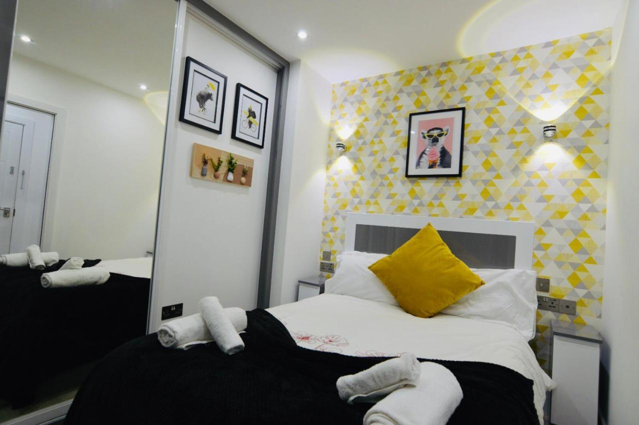 Executive Central Self Contained Flat By Cozynest Reading Exterior foto