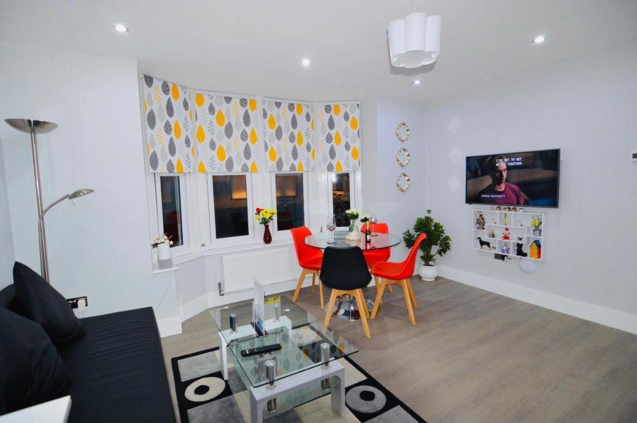 Executive Central Self Contained Flat By Cozynest Reading Exterior foto