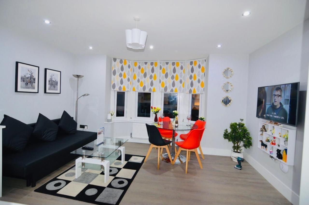 Executive Central Self Contained Flat By Cozynest Reading Exterior foto